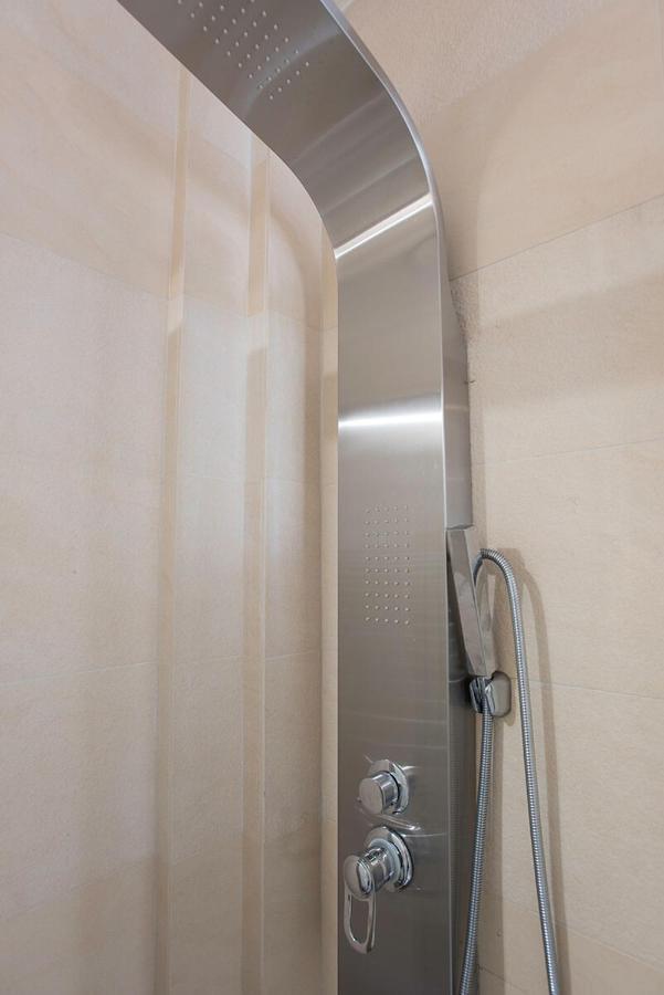 The Fifty Condo كاندية المظهر الخارجي الصورة